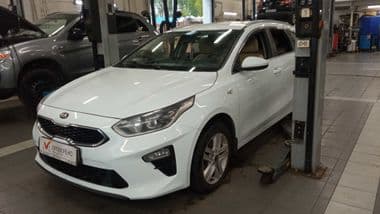 KIA Ceed 2020 года, 124 797 км - вид 1