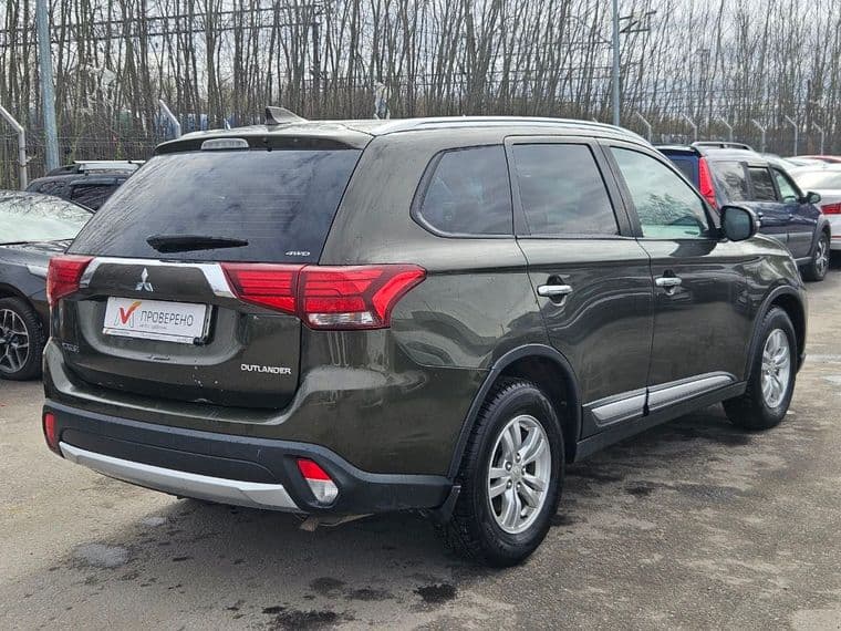 Mitsubishi Outlander, 2018 - вид 3