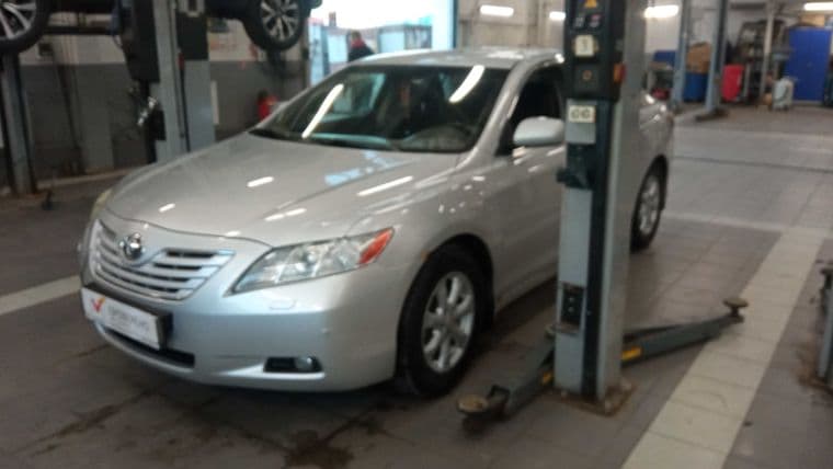 Toyota Camry 2008 года, 321 350 км - вид 1