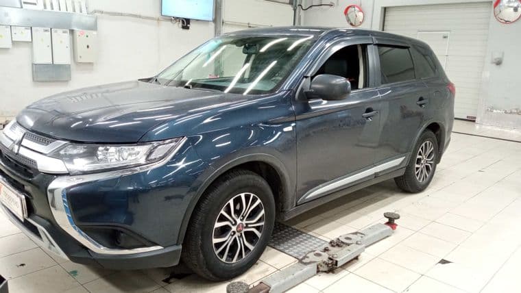 Mitsubishi Outlander, 2019