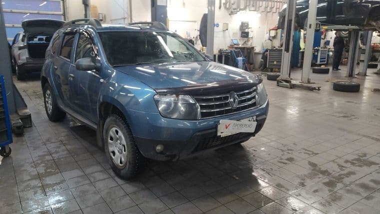 Renault Duster 2014 года, 194 463 км - вид 2