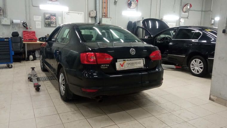 Volkswagen Jetta, 2013 - вид 3