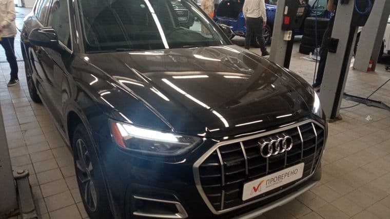 Audi Q5 2020 года, 76 426 км - вид 1