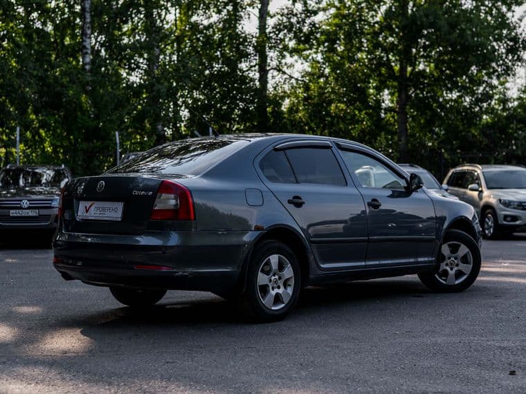 Skoda Octavia 2011 года, 199 167 км - вид 2