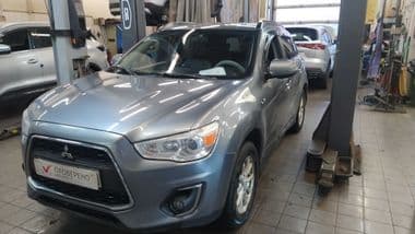 Mitsubishi ASX 2012 года, 198 654 км - вид 1