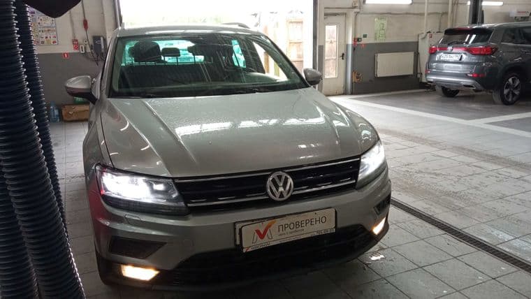 Volkswagen Tiguan, 2019 - вид 1