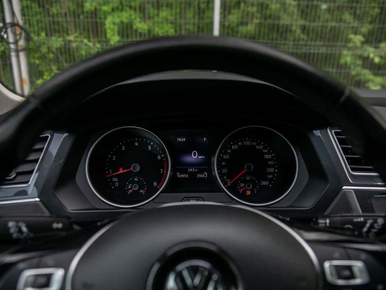 Volkswagen Tiguan, 2019 - вид 4