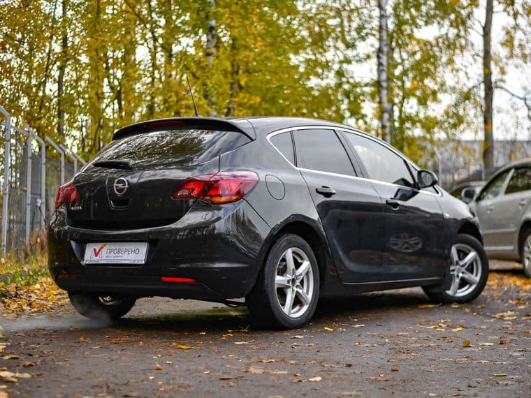 Opel Astra, 2011 - вид 1