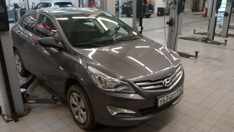 Hyundai Solaris 2015 года, 30 600 км - вид 2