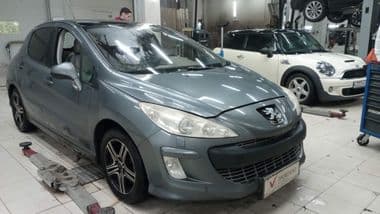 Peugeot 308 2008 года, 198 026 км - вид 2