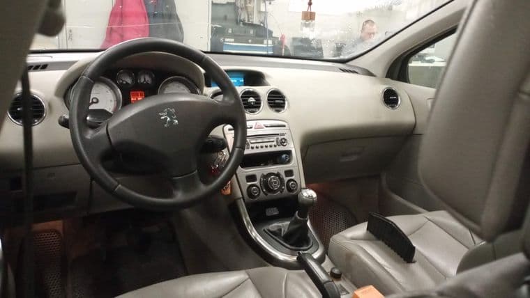 Peugeot 308, 2008 - вид 4
