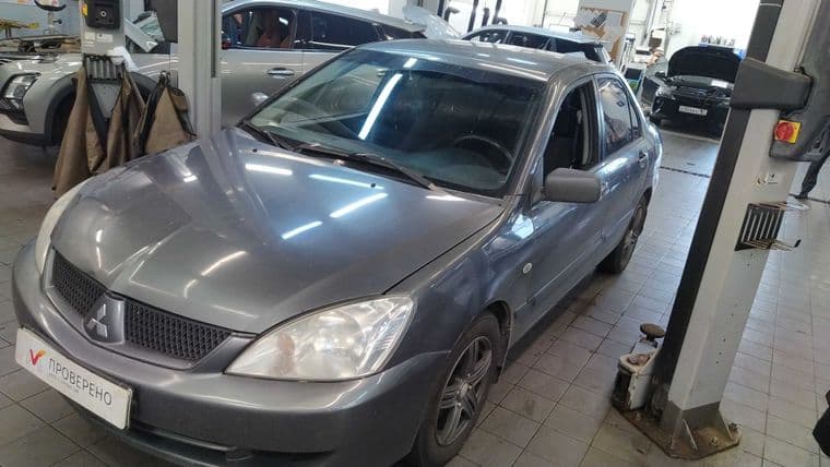 Mitsubishi Lancer 2006 года, 215 228 км - вид 1