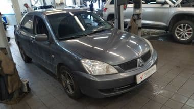 Mitsubishi Lancer 2006 года, 215 228 км - вид 2