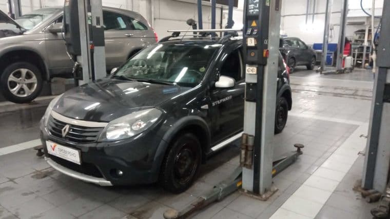 Renault Sandero Stepway 2013 года, 186 266 км - вид 1