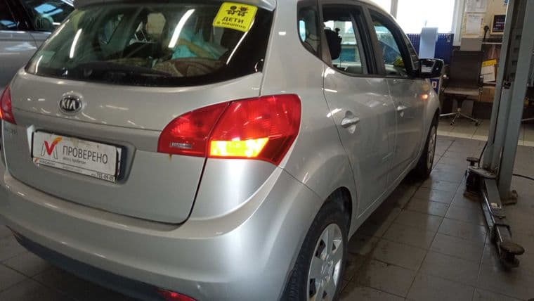 Kia Venga, 2012 - вид 2