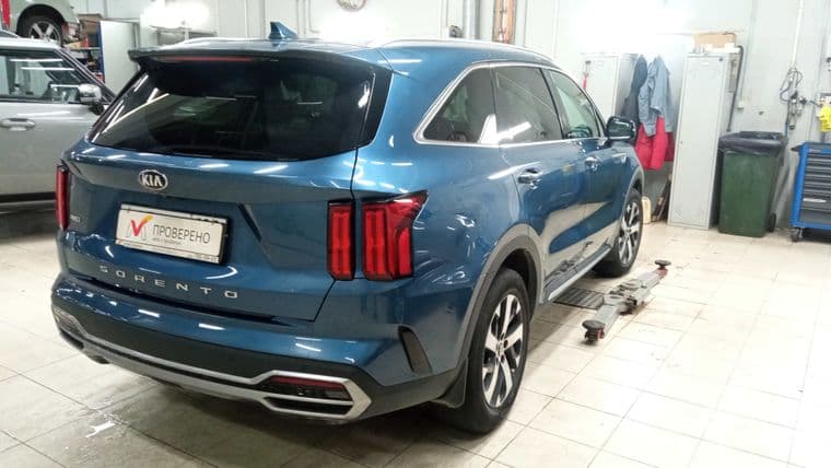 KIA Sorento 2021 года, 97 045 км - вид 2