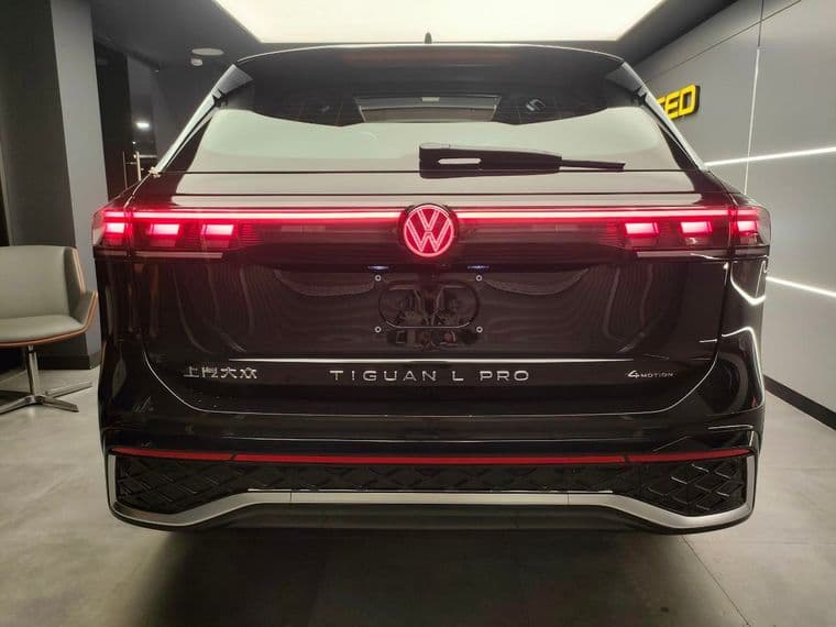 Volkswagen Tiguan L, 2024 - вид 4