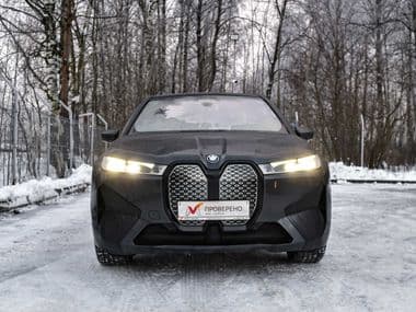 BMW iX 2021 года, 72 305 км - вид 2