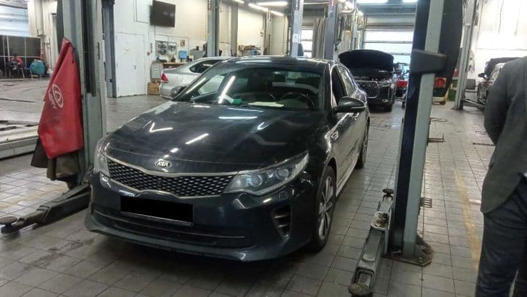 KIA Optima 2017 года, 202 000 км - вид 1