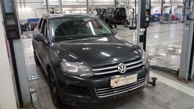 Volkswagen Touareg 2014 года, 461 086 км | VIN 07440 - вид 2