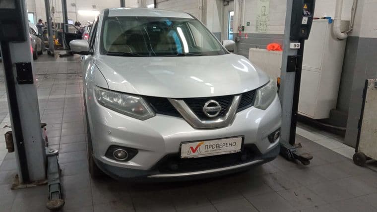 Nissan X-Trail 2017 года, 195 068 км - вид 2