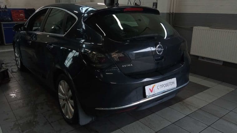 Opel Astra, 2013 - вид 3