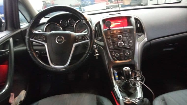 Opel Astra, 2013 - вид 4