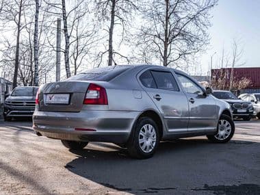 Skoda Octavia 2009 года, 350 708 км - вид 2
