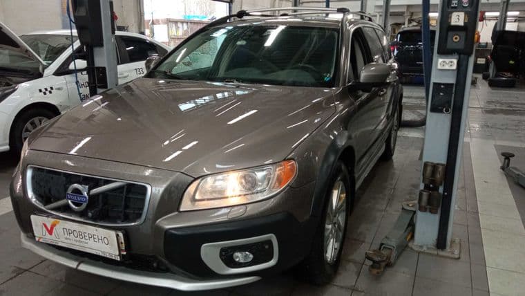 Volvo XC70, 2011