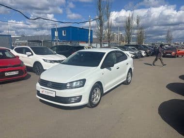 Volkswagen Polo 2016 года, 51 947 км - вид 1
