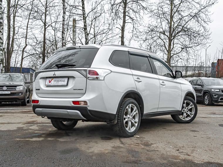 Mitsubishi Outlander 2014 года, 208 141 км - вид 2