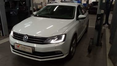 Volkswagen Jetta 2016 года, 187 968 км - вид 1