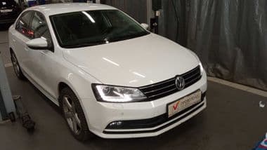 Volkswagen Jetta 2016 года, 187 968 км - вид 2