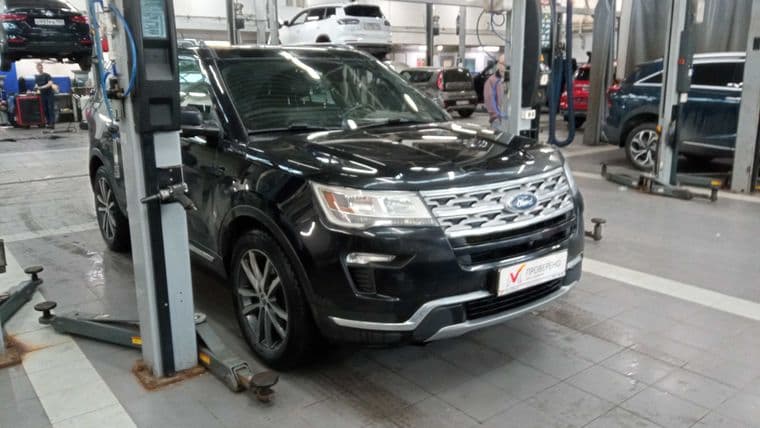 Ford Explorer 2019 года, 134 491 км - вид 2