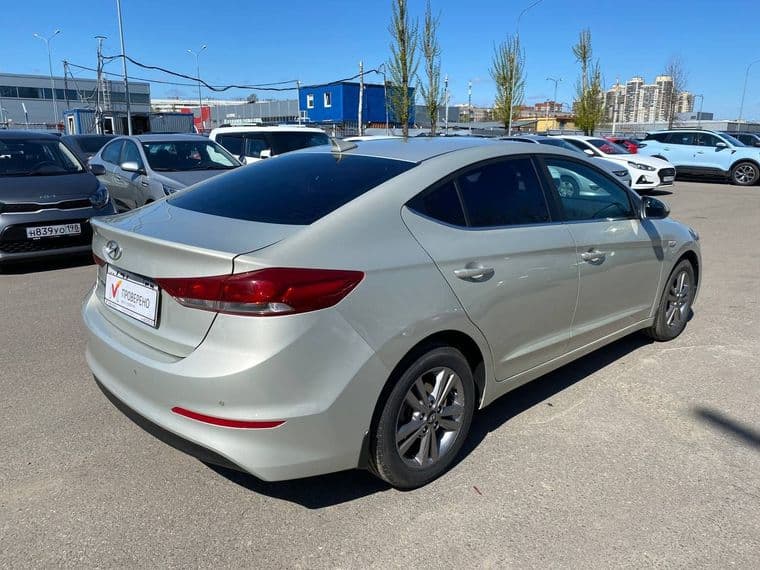 Hyundai Elantra, 2017 - вид 3