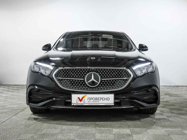 Mercedes-Benz E-класс, 2023 - вид 3