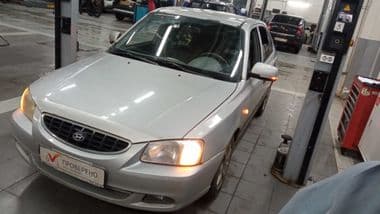 Hyundai Accent 2004 года, 423 598 км - вид 1