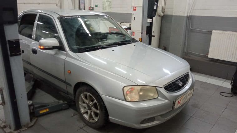 Hyundai Accent, 2004 - вид 1