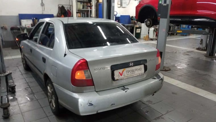 Hyundai Accent, 2004 - вид 3