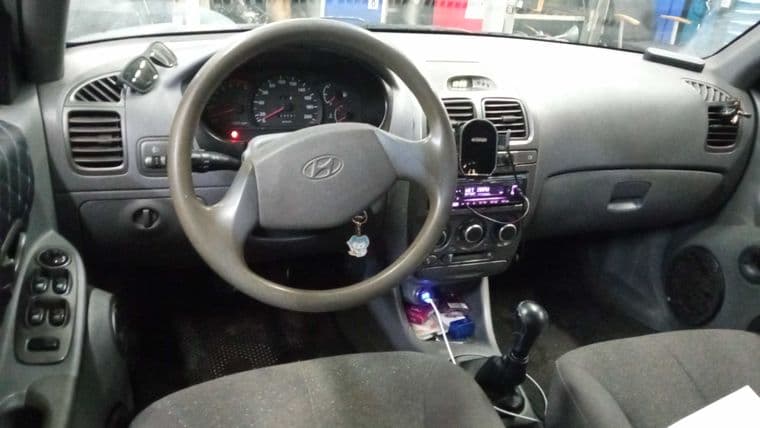 Hyundai Accent, 2004 - вид 4