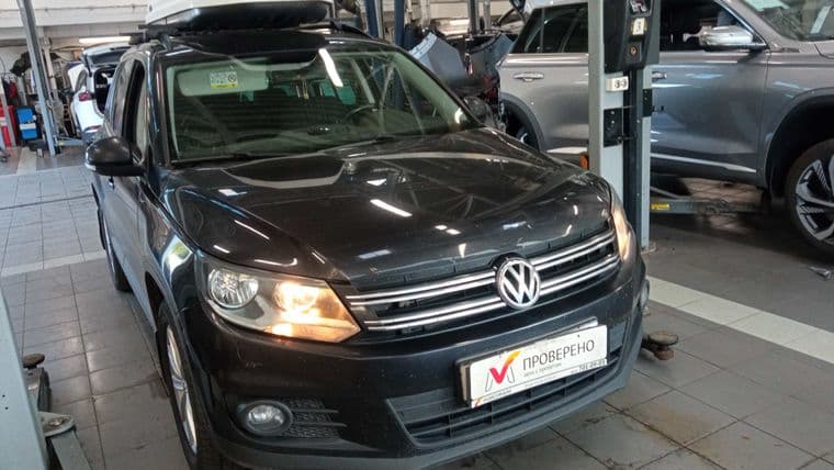 Volkswagen Tiguan 2016 года, 209 038 км - вид 2