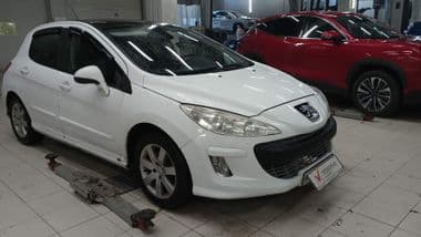 Peugeot 308 2010 года, 182 412 км - вид 2
