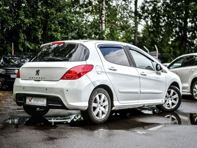 Peugeot 308, 2010 - вид 1