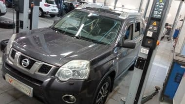 Nissan X-Trail 2012 года, 225 462 км - вид 1