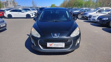 Peugeot 308 2011 года, 159 087 км - вид 2