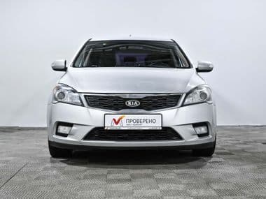 KIA Ceed 2011 года, 162 401 км - вид 2