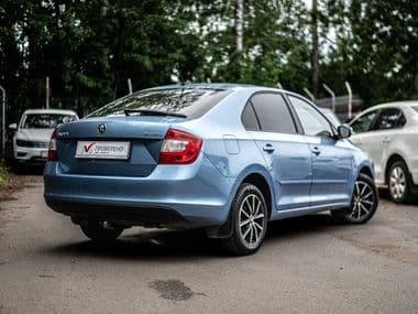 Skoda Rapid 2015 года, 172 114 км - вид 2