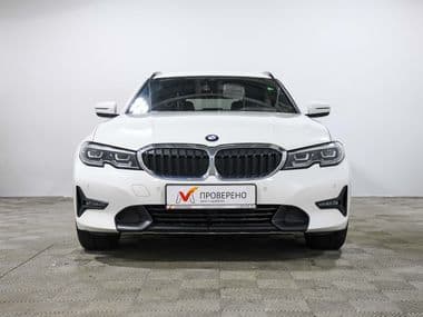 BMW 3 серия 2019 года, 174 415 км - вид 2