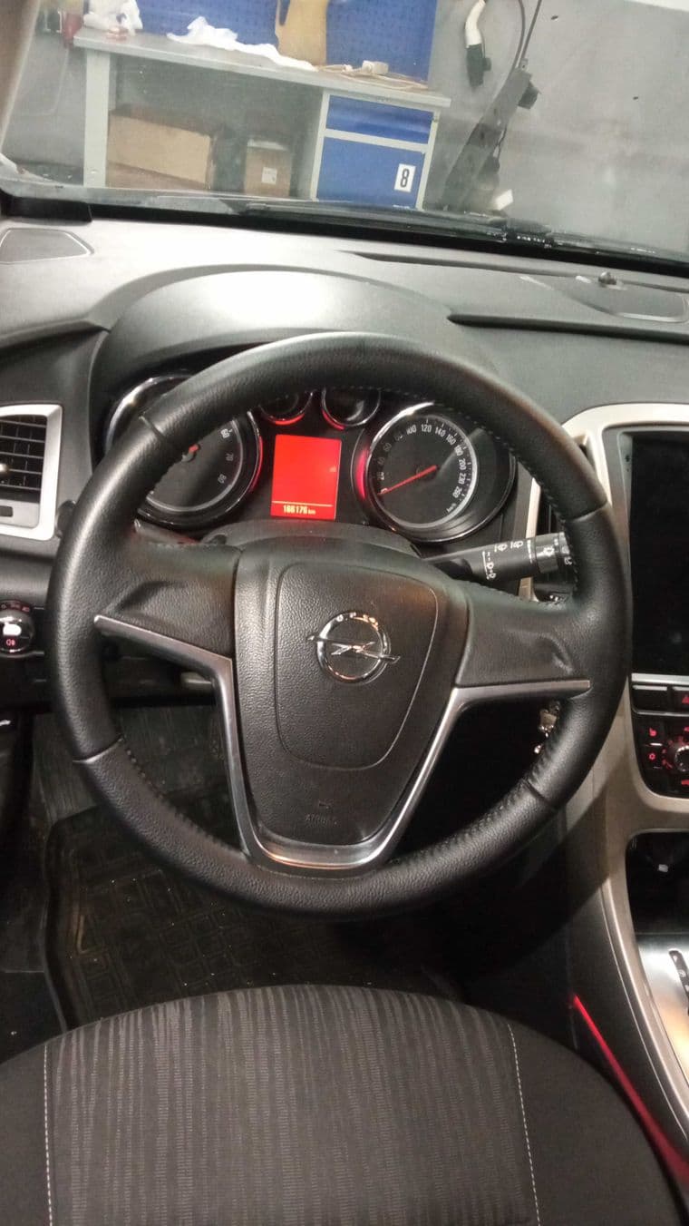 Opel Astra, 2012 - вид 4