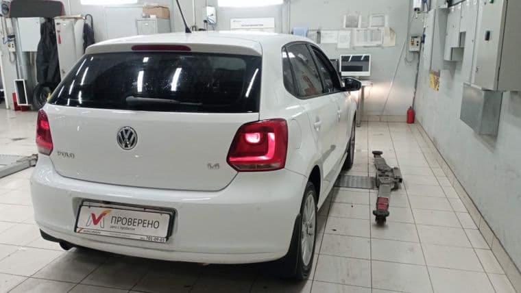 Volkswagen Polo, 2014 - вид 2